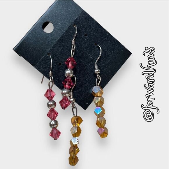 Two Pairs of NWOT Glass Bead Dangle Earrings on Silver Tone Hooks - Picture 4 of 7